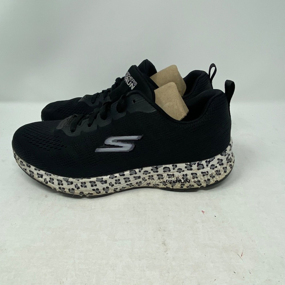 Skechers GORun Consistent Womens 7.5 Black Running Shoes Leopard 128284